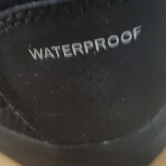 Columbia Boots NWT - NIB Women's Ice Maiden II Boots - Black - Picture 6 of 9